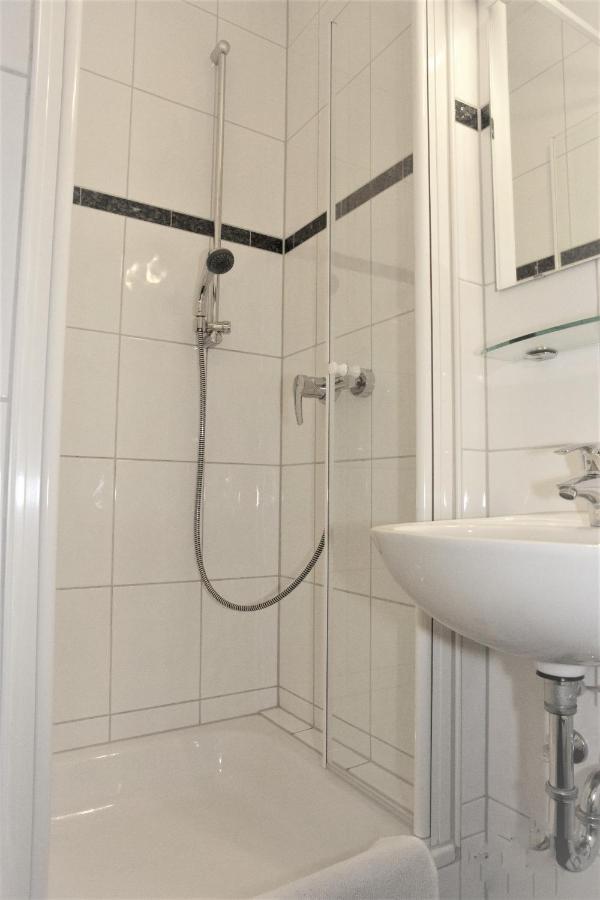 Svg Hotel Diversi Лудвигсхафен ам Рейн Екстериор снимка