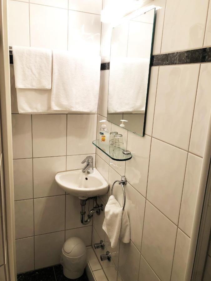 Svg Hotel Diversi Лудвигсхафен ам Рейн Екстериор снимка
